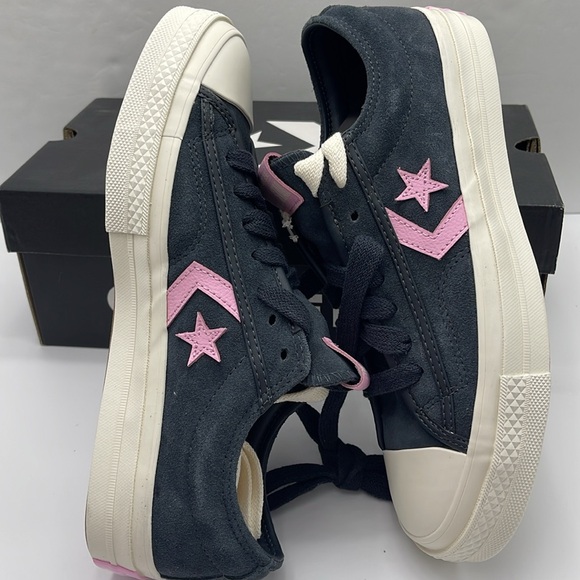 Converse WMNS Sneakers A12474C
STAR PLAYER 76 OX
SHADOW WOODS/EGRET/TONGUE TIED - Picture 11 of 16